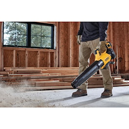 DeWalt 20V MAX* XR® Brushless Cordless Handheld Blower Kit (5.0Ah) (Reconditioned)