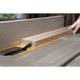 DeWalt 10" Jobsite Table Saw  32 - 1/2" (82.5cm) Rip Capacity, and a Rolling Stand (Reconditioned)