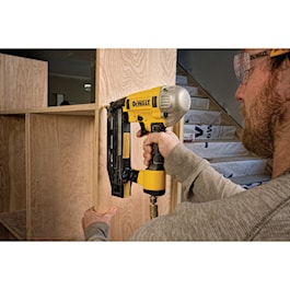 DeWalt 16 GA Precision Point™ Finish Nailer (Reconditioned)