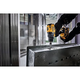 DeWalt ATOMIC™ 20V MAX* Brushless Compact 1/2 in. Drill/Driver Kit (Reconditioned)