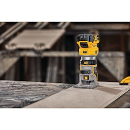 DeWalt 20V MAX* XR® Brushless Cordless Compact Router (Reconditioned)