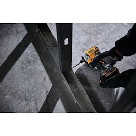 DeWalt ATOMIC™ 20V MAX* Brushless Cordless Compact 1/4 in. Impact Driver Kit (Reconditioned)