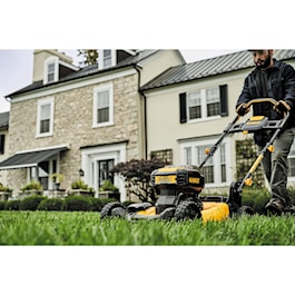 DeWalt 2X20V MAX* 21-1/2 in. Brushless Cordless Push Mower (Reconditioned)