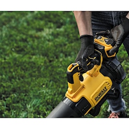 DeWalt 20V MAX* XR® Brushless Cordless Handheld Blower Kit (5.0Ah) (Reconditioned)