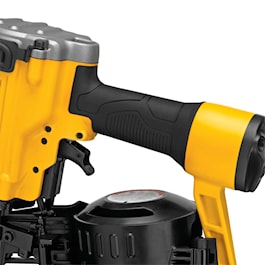 DeWalt 15° Coil Roofing Nailer (Reconditioned)