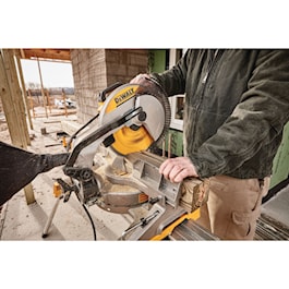 DeWalt 15 Amp 12 in. Electric Single-Bevel Compound Miter Saw (Reconditioned)