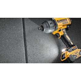 DeWalt 20v MAX* XR Brushless High Torque 1/2 in. Impact Wrench with Dentent Pin Anvil (4.0 Ah) (Reconditioned)
