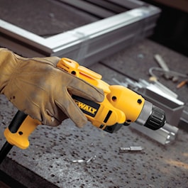 DeWalt 3/8 in. (10mm) VSR™ Pistol Grip Drill with Keyless Chuck Kit (Reconditioned)