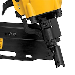 DeWalt 21 Degree Plastic Round Head Framing Nailer (Reconditioned)