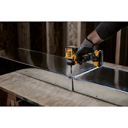 DeWalt XTREME™ 12V MAX* Brushless Cordless 5-in-1 Drill/Driver Kit (Reconditioned)