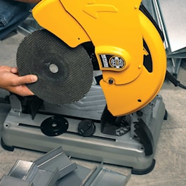 DeWalt 14 in. Chop Saw with QUIK-CHANGE™ Keyless Blade Change System (Reconditioned)