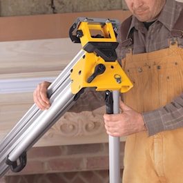 DeWalt 12 in. Double-Bevel Sliding Compound Miter Saw (Reconditioned)