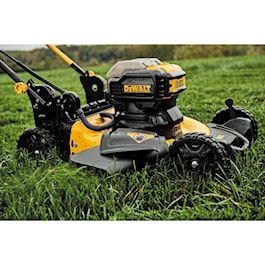DeWalt 2X20V MAX* 21-1/2 in. Brushless Cordless Push Mower (Reconditioned)