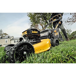 DeWalt 2X20V MAX* 21-1/2 in. Brushless Cordless Push Mower (Reconditioned)