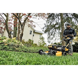 DeWalt 2X20V MAX* 21-1/2 in. Brushless Cordless Push Mower (Reconditioned)