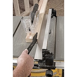 DeWalt 10" Jobsite Table Saw  32 - 1/2" (82.5cm) Rip Capacity, and a Rolling Stand (Reconditioned)
