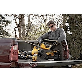 DeWalt 20V MAX* 22" Cordless Hedge Trimmer (Bare) (Reconditioned)