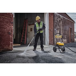 DeWalt 2400 PSI 13 Amp Electric Cold-Water Pressure Washer (Reconditioned)