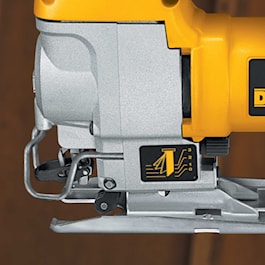 DeWalt 5.5 Amp Electric Variable Speed Jig Saw (Reconditioned)