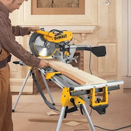DeWalt 12 in. Double-Bevel Sliding Compound Miter Saw (Reconditioned)
