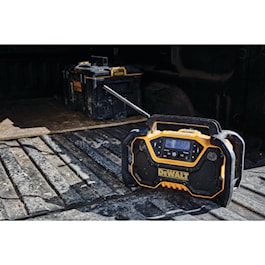DeWalt 12V/20V MAX* Bluetooth® Cordless Jobsite Radio (Reconditioned)