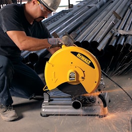 DeWalt 14 in. Chop Saw with QUIK-CHANGE™ Keyless Blade Change System (Reconditioned)
