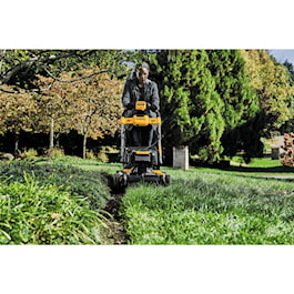 DeWalt 2X20V MAX* 21-1/2 in. Brushless Cordless FWD Self-Propelled Lawn Mower (Reconditioned)