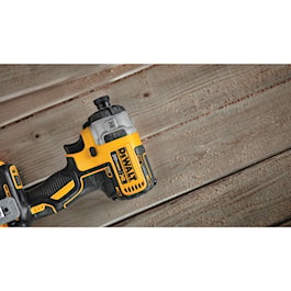 20V MAX* XR® 1/4 in. 3-Speed Impact Driver with DEWALT POWERSTACK™ Kit