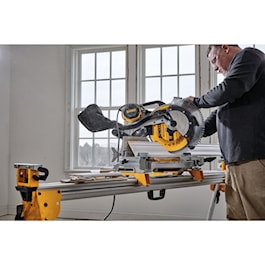 DeWalt 15 Amp 12 in. Electric Double-Bevel Compound Miter Saw (Reconditioned)
