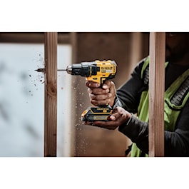 DeWalt 20V MAX* Brushless Cordless Compact Drill/Driver Kit - 2 batteries (Reconditioned)