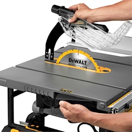 DeWalt 10" Jobsite Table Saw  32 - 1/2" (82.5cm) Rip Capacity, and a Rolling Stand (Reconditioned)
