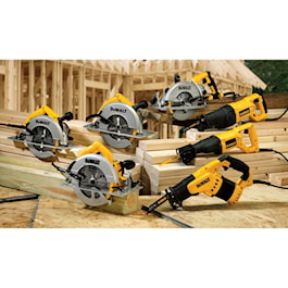 DeWalt 7 1/4 in. Lightweight Circular Saw (Reconditioned)