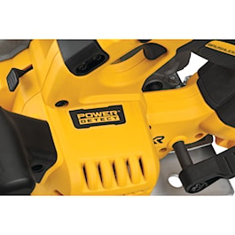 DeWalt 20V MAX* XR® Cordless Brushless 7-1/4 in Circular Saw with POWER DETECT™ Tool Technology Kit (Reconditioned)