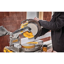 DeWalt 15 Amp 10 in. Electric Single-Bevel Compound Miter Saw (Reconditioned)