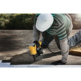 DeWalt 15° Coil Roofing Nailer (Reconditioned)