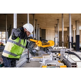 DeWalt 12 in. Double-Bevel Sliding Compound Miter Saw (Reconditioned)